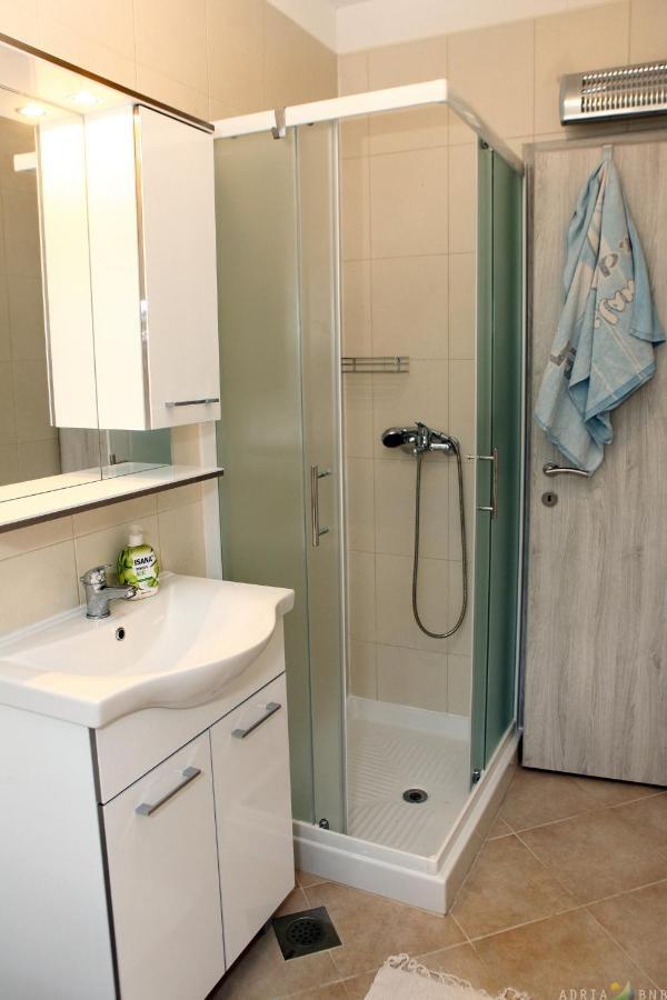 Nice Apartment Near The Sea Es3 ウマグ エクステリア 写真